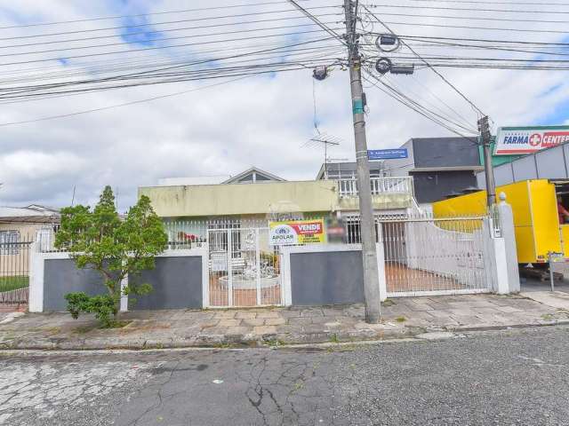 Casa com 5 quartos à venda na Rua Amanzor Soffiatti, 26, Cajuru, Curitiba, 223 m2 por R$ 699.000