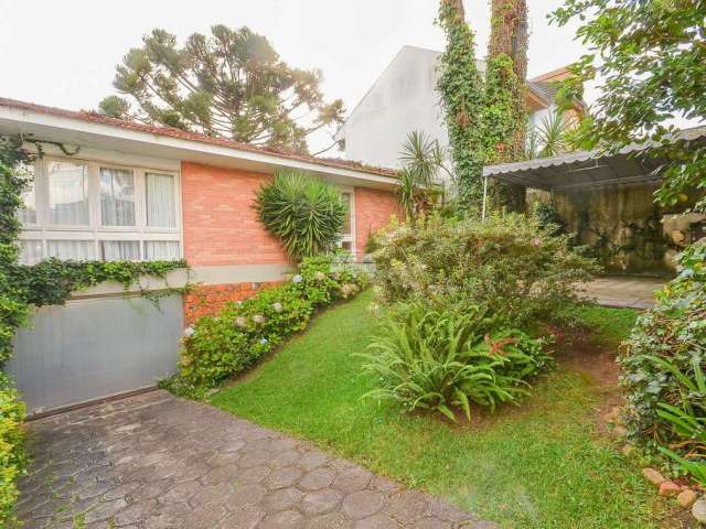 Casa com 3 quartos à venda na Rua Renato Thadeo, 195, Bacacheri, Curitiba, 309 m2 por R$ 1.050.000