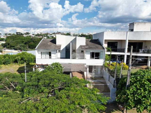 Casa com 3 quartos à venda na Rua Xavantes, 1113, Amadori, Pato Branco, 121 m2 por R$ 598.000