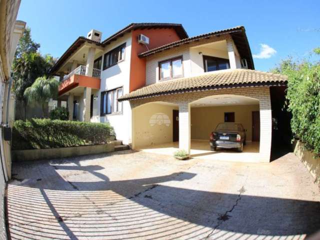 Casa com 4 quartos à venda na Rua Carlos Michelon, 1607, Pinheiros, Pato Branco, 377 m2 por R$ 1.999.000