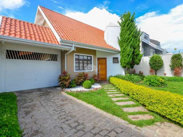 Casa com 4 quartos à venda na Rua Adolfo Sora, 103, Pineville, Pinhais, 210 m2 por R$ 1.349.000