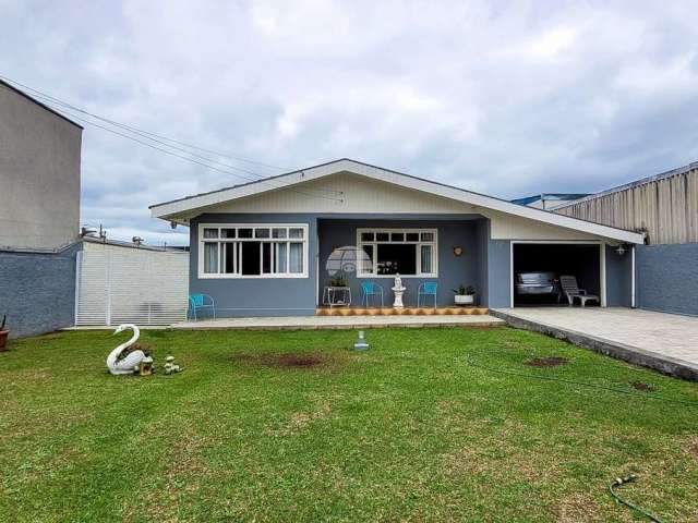 Casa com 4 quartos à venda na Rua Rosa Macarini, 541, Emiliano Perneta, Pinhais, 600 m2 por R$ 1.150.000