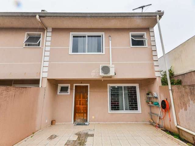 Casa em condomínio fechado com 3 quartos à venda na Rua Pedro Frederico Voluz, 468, Pinheirinho, Curitiba, 90 m2 por R$ 450.000