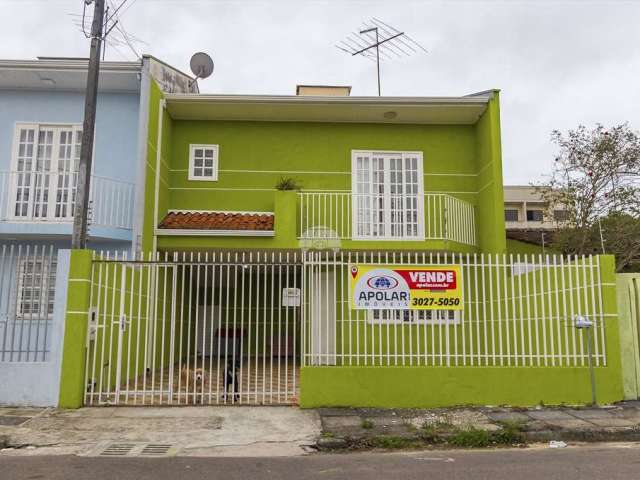 Casa com 3 quartos à venda na Travessa Ipiranga, 35, Aristocrata, São José dos Pinhais, 123 m2 por R$ 695.000