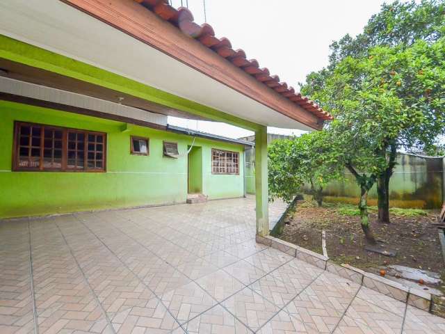 Casa com 3 quartos à venda na Avenida dos Cardeais, 158, Afonso Pena, São José dos Pinhais, 160 m2 por R$ 360.000