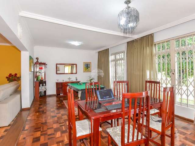 Casa com 4 quartos à venda na Rua Lamenha Lins, 3091, Parolin, Curitiba, 188 m2 por R$ 850.000