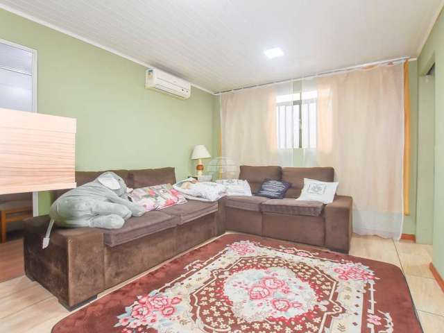 Casa com 3 quartos à venda na Rua Juarez Antônio Mattei, 676, Xaxim, Curitiba, 60 m2 por R$ 270.000