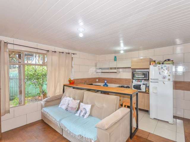 Casa com 4 quartos à venda na Rua Brasílio Ribas, 970, Novo Mundo, Curitiba, 300 m2 por R$ 920.000