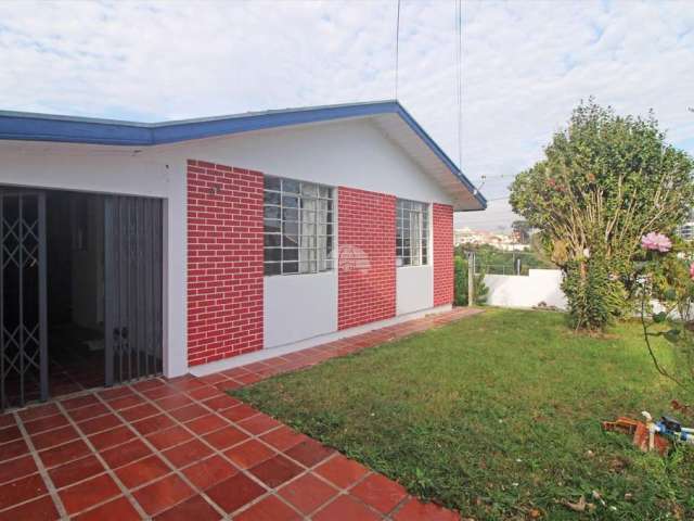 Casa com 3 quartos para alugar na Rua de Itu, 94, Guabirotuba, Curitiba, 78 m2 por R$ 2.600