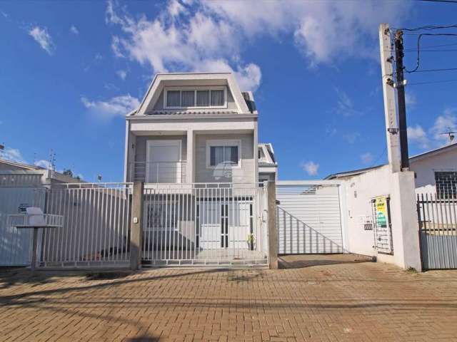 Casa com 4 quartos para alugar na Rua Waldemar Loureiro Campos, 4871, Xaxim, Curitiba, 144 m2 por R$ 4.500