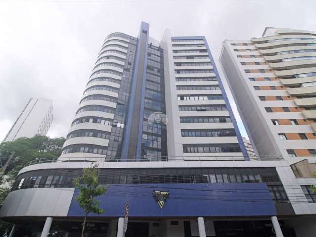 Sala comercial para alugar na Avenida República Argentina, 452, Água Verde, Curitiba, 45 m2 por R$ 850