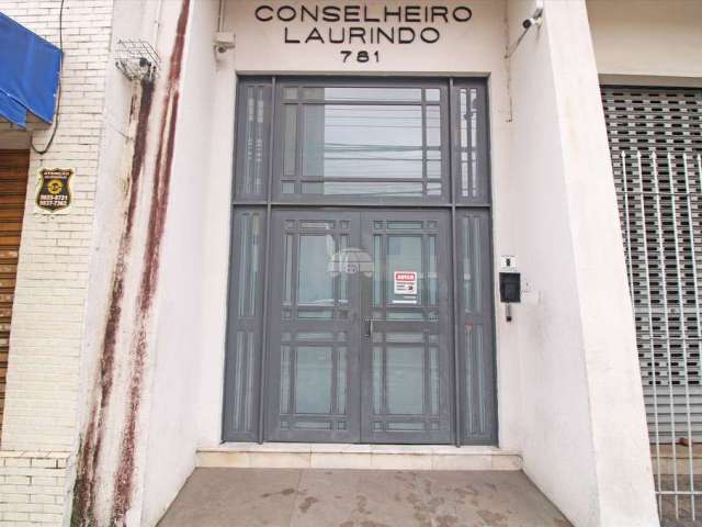 Apartamento com 2 quartos para alugar na Rua Conselheiro Laurindo, 781, Centro, Curitiba, 90 m2 por R$ 1.450