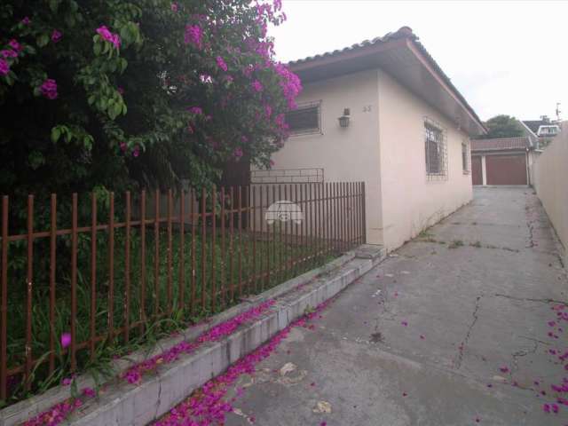 Casa com 3 quartos para alugar na Rua Marechal Cardoso Júnior, 83, Jardim das Américas, Curitiba, 166 m2 por R$ 3.800