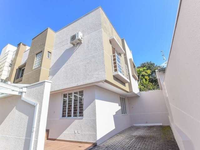 Casa com 3 quartos para alugar na Rua Simão Brante, 668, Uberaba, Curitiba, 137 m2 por R$ 3.900