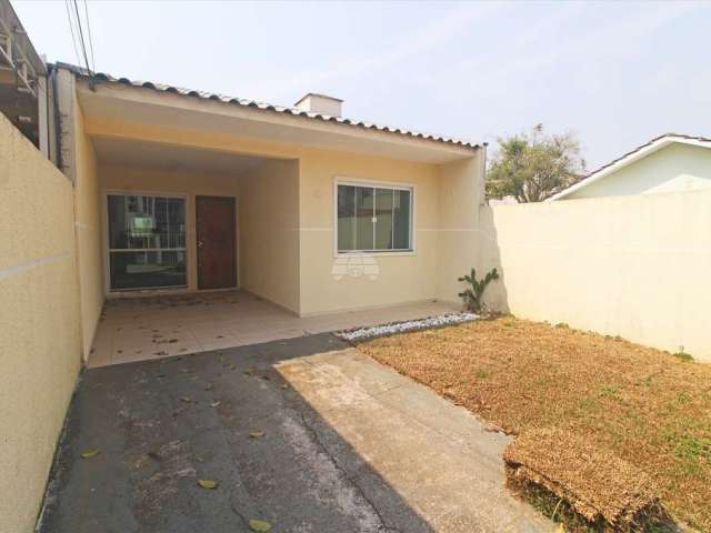 Casa com 3 quartos para alugar na Rua Professor Sebastião Augusto Querne, 81, Iguaçu, Araucária, 90 m2 por R$ 1.900