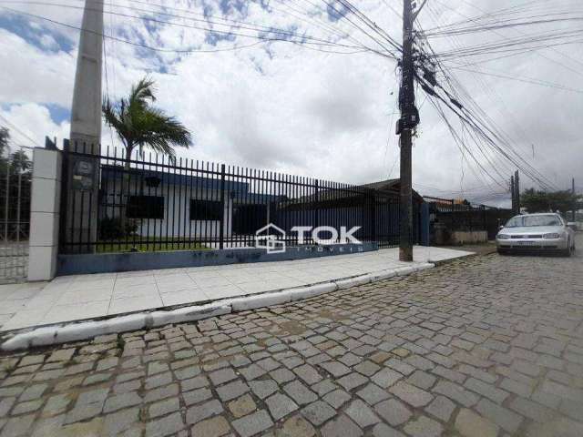 Casa com 1 Suíte mais 3 dormitórios parte Alta Cordeiros Itajaí SC