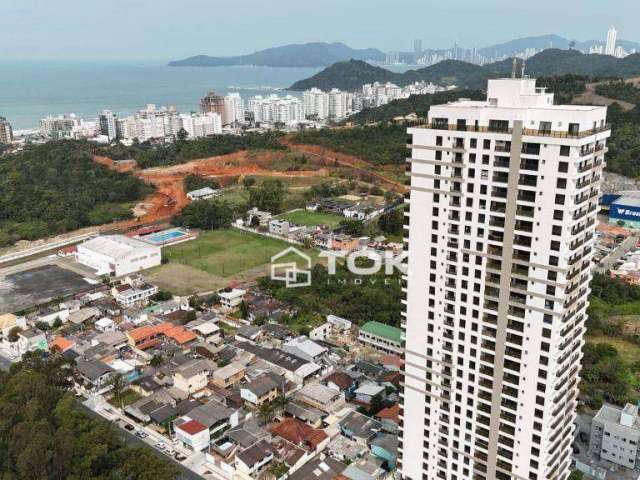 Apartamento com 03 Suítes na Praia Brava em Itajaí SC