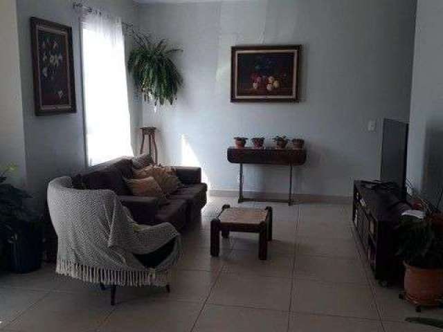 Casa com 3 dormitórios à venda, 103 m² por R$ 636.000 - Chácara do Solar III - Santana de Parnaíba/SP