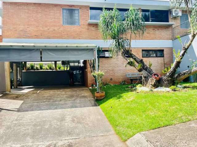 Casa com 3 dormitórios à venda, 232 m² por R$ 1.195.000 - Pitas - Cotia/SP