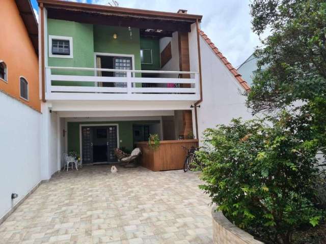 Casa com 4 dormitórios à venda, 210 m² por R$ 920.000 - Jardim das Flores - Osasco/SP