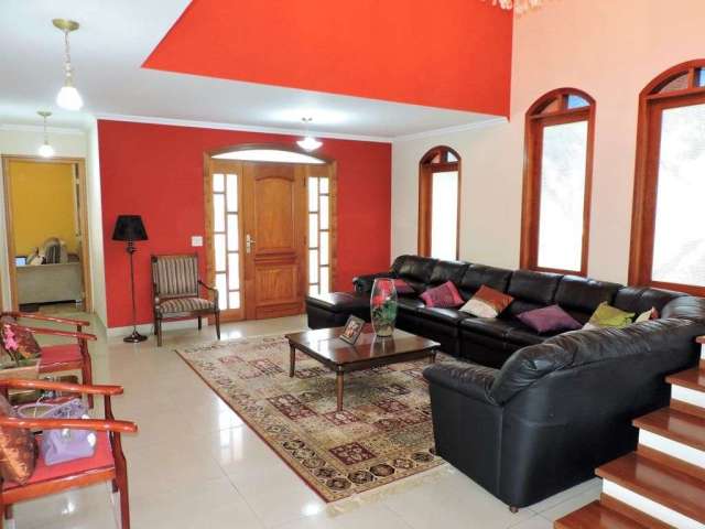 Casa com 4 dormitórios à venda, 503 m² por R$ 1.950.000 - Jardim do Golf I - Jandira/SP