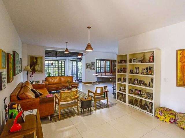 Casa com 5 dormitórios à venda, 390 m² por R$ 4.500.000 - Aldeia da Serra - Barueri/SP