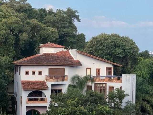 Casa com 5 dormitórios à venda, 1024 m² por R$ 2.290.000,00 - Jardim do Golf I - Jandira/SP