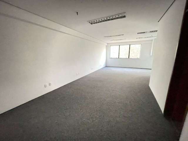 Sala de 44 m² - Alphaville - Santana de Parnaíba/SP