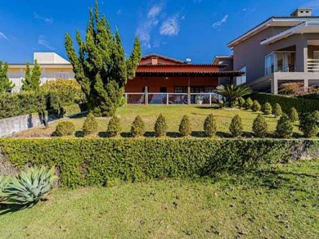 Casa com 3 dormitórios à venda, 248 m² por R$ 1.100.000,00 - Jardim do Golf I - Jandira/SP