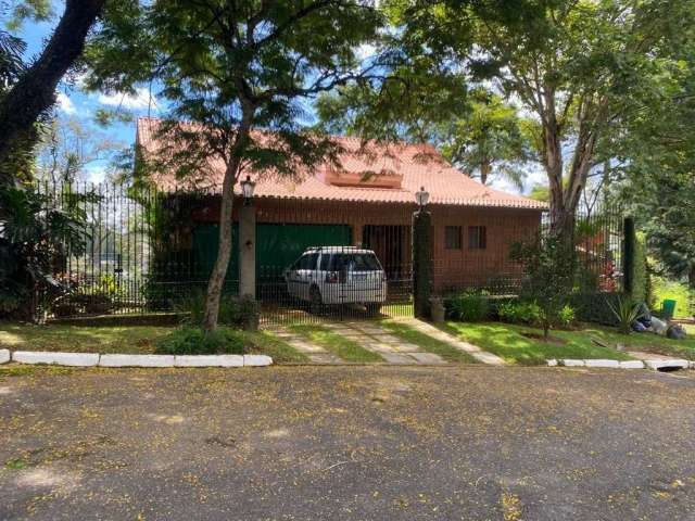 Casa com 4 dormitórios à venda, 404 m² por R$ 1.675.000,00 - Altos de São Fernando - Jandira/SP