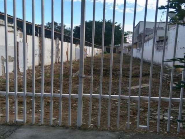 Terreno comercial no centro de SJCampos - Aceita permuta de até R$700 mil como parte de pagamento - Oportunidade de Investimento no Centro da Cidade