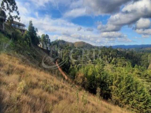 Terreno 1010m² na Avenida Canguru em Campos do Jordão em São Paulo.