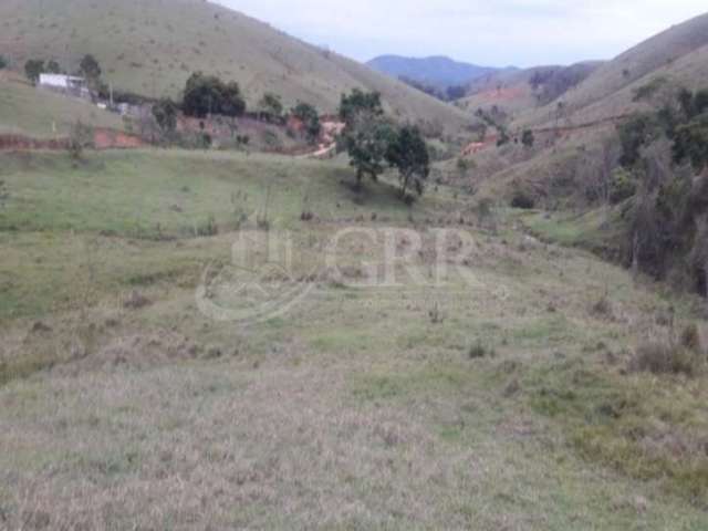 Terreno em jambeiro 7.800 m² parcialmente plano