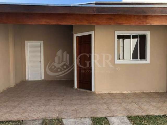 Casa nova com 3 dormitórios no Jardim Santo Onofre