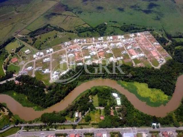 Terreno no Condomínio Chácara Serimbura