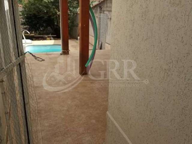 Casa com 4 quartos à venda na Vila São José, Taubaté , 250 m2 por R$ 631.000