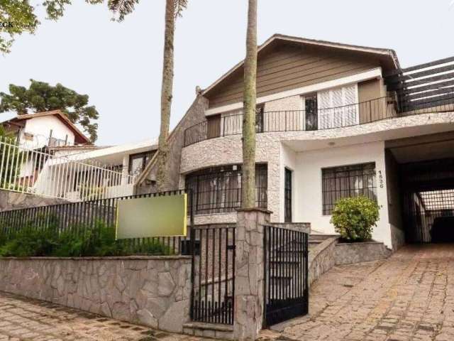 Casa com terreno de 550 m2-  Uso  residêncial ou comercial. Casa principal com 380 m² e Barracao com 120 m²    Aluguel R$ 10.500/mês