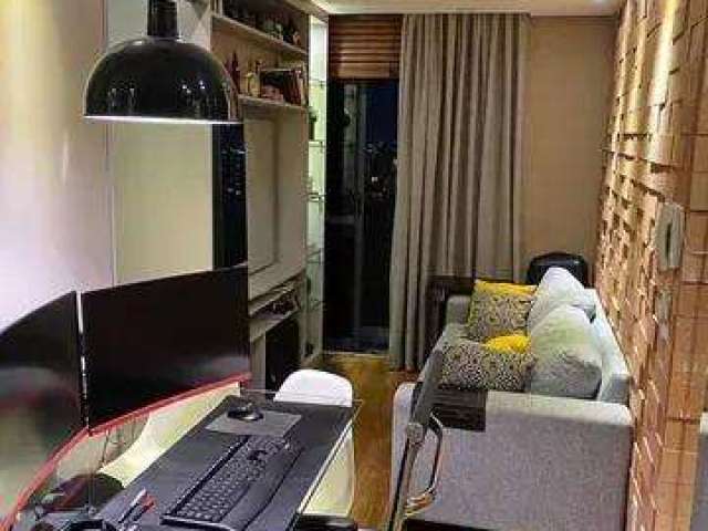 Apartamento studio com ótima localização à venda no Centro em Curitiba - PR