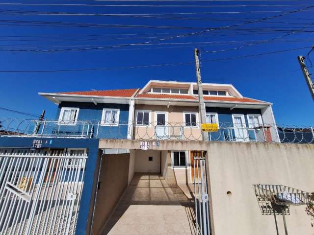 Sobrado de Rua | 4 Dorms | 2 Vagas | 123m² | Uberaba - Curitiba/PR