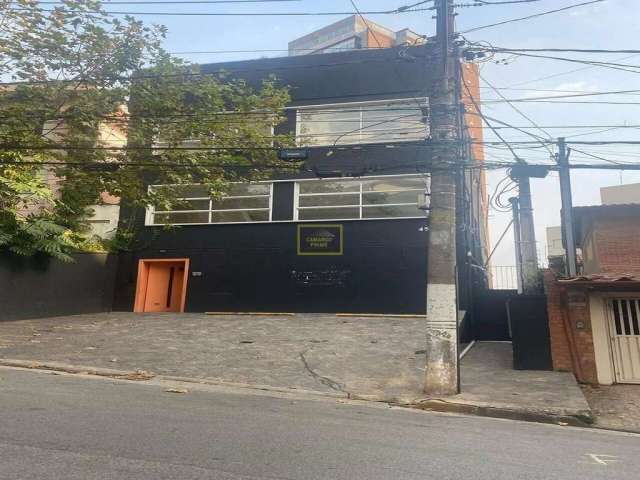 Prédio Comercial com 2 andares para locação no Sumarezinho