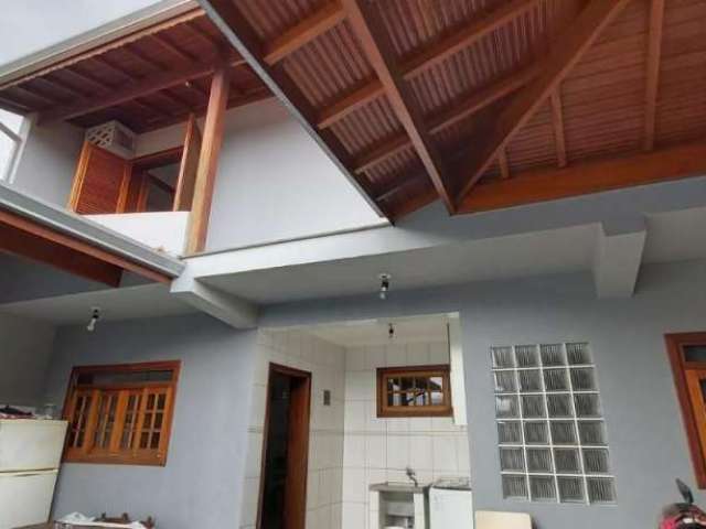 Casa com 2 quartos à venda na Vila Fátima, Piracicaba , 220 m2 por R$ 500.000