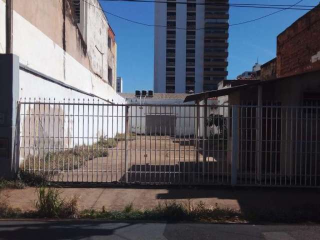 Terreno à venda no Centro, Piracicaba , 300 m2 por R$ 780.000