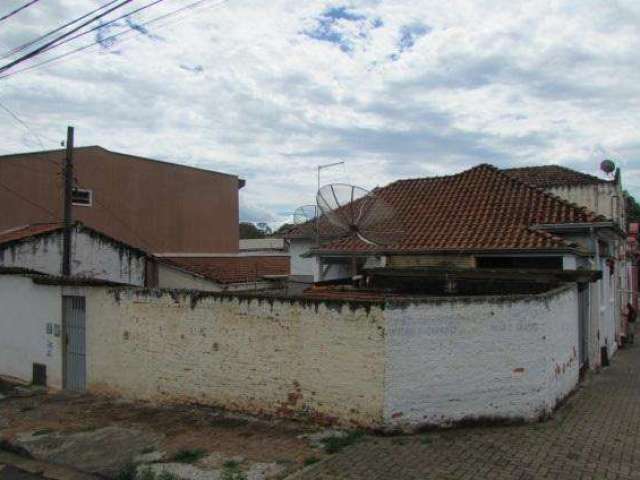 Casa com 3 quartos à venda no Centro, Piracicaba , 234 m2 por R$ 320.000