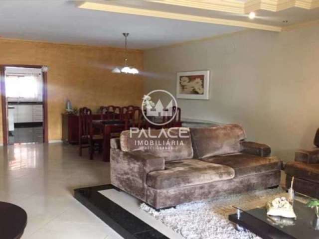 Casa com 3 quartos à venda no Centro (Ártemis), Piracicaba , 257 m2 por R$ 650.000