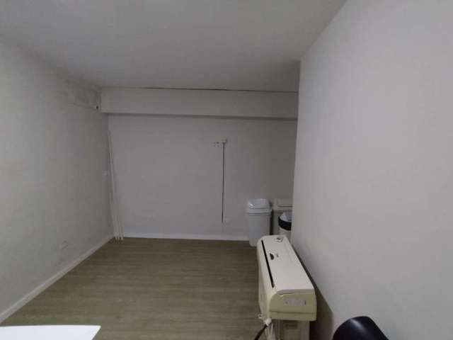 Sala comercial com 1 sala para alugar no Alto, Piracicaba , 40 m2 por R$ 900