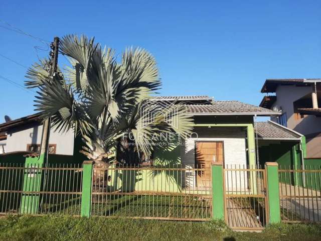 Casa com 3 quartos à venda na Norwaldo Gonçalves da Luz, 70, Aventureiro, Joinville por R$ 419.900