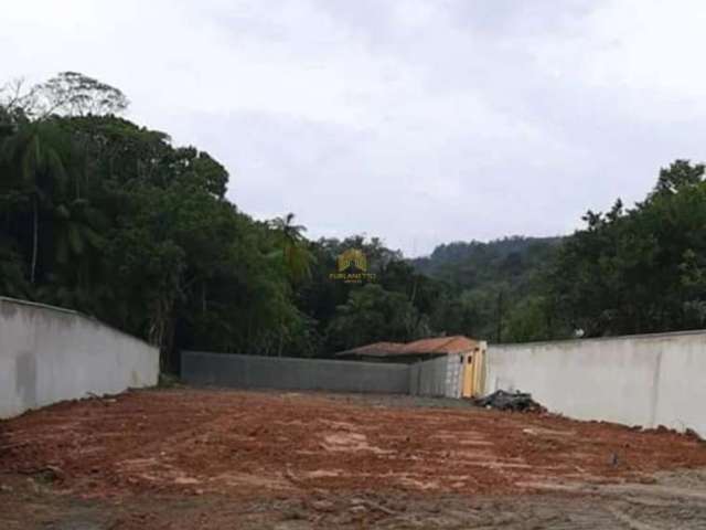 Terreno à venda na Rua Boehmerwald, 5210, Paranaguamirim, Joinville por R$ 379.000