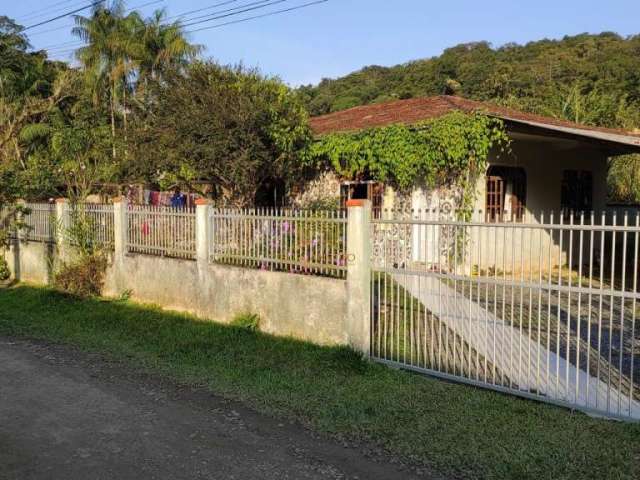 Casa com 2 quartos à venda na Servidão Emília Khunen Koch, 100, João Costa, Joinville por R$ 344.900