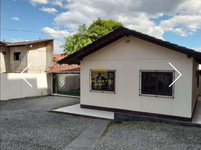 Casa com 2 quartos à venda na Rua Piratuba, 500, Saguaçu, Joinville por R$ 857.900