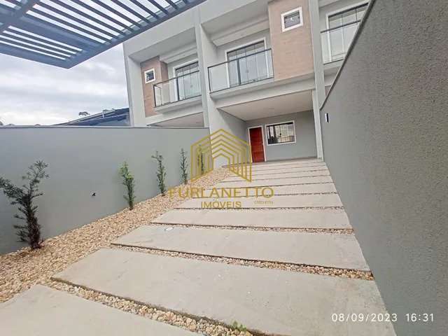 Casa com 3 quartos à venda na Rua Líbano, 300, Boa Vista, Joinville por R$ 469.900